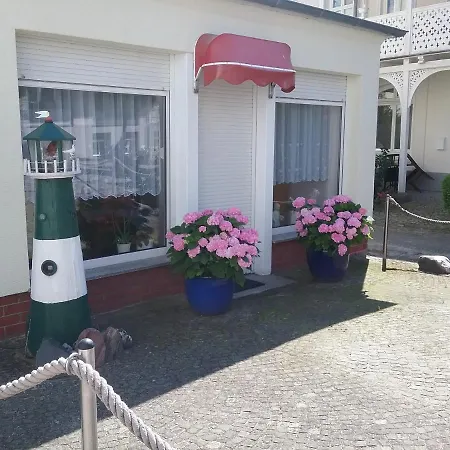 Apartment Fischerhaus Koenig In Alt Sassnitz